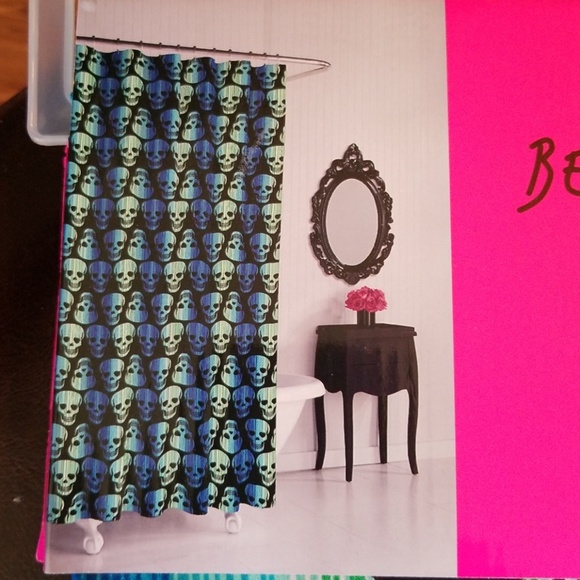 Tues sale Betsey Johnson skeleton shower curtain - Picture 2 of 4